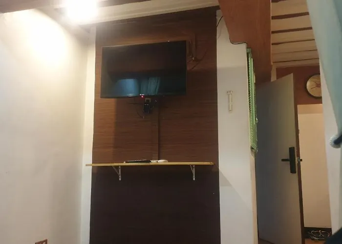 Apartment Adorable - 2c, Nest Unit
